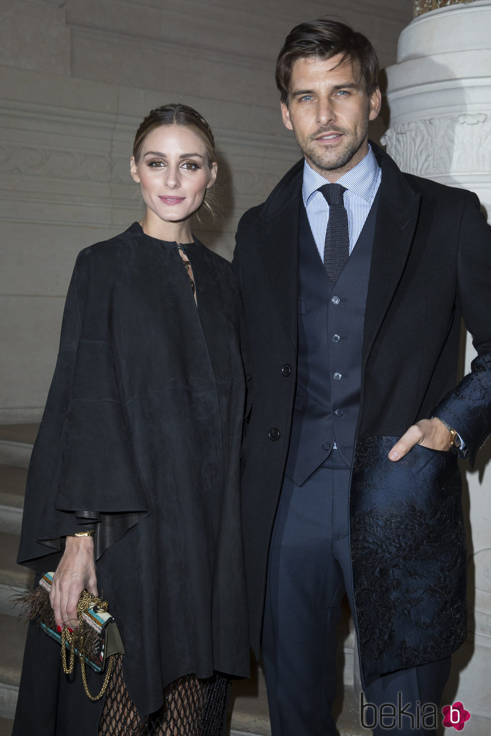 Olivia Palermo y Johannes Huebl en el desfile de Valentino en la Semana de la Alta Costura de París primavera/verano 2016