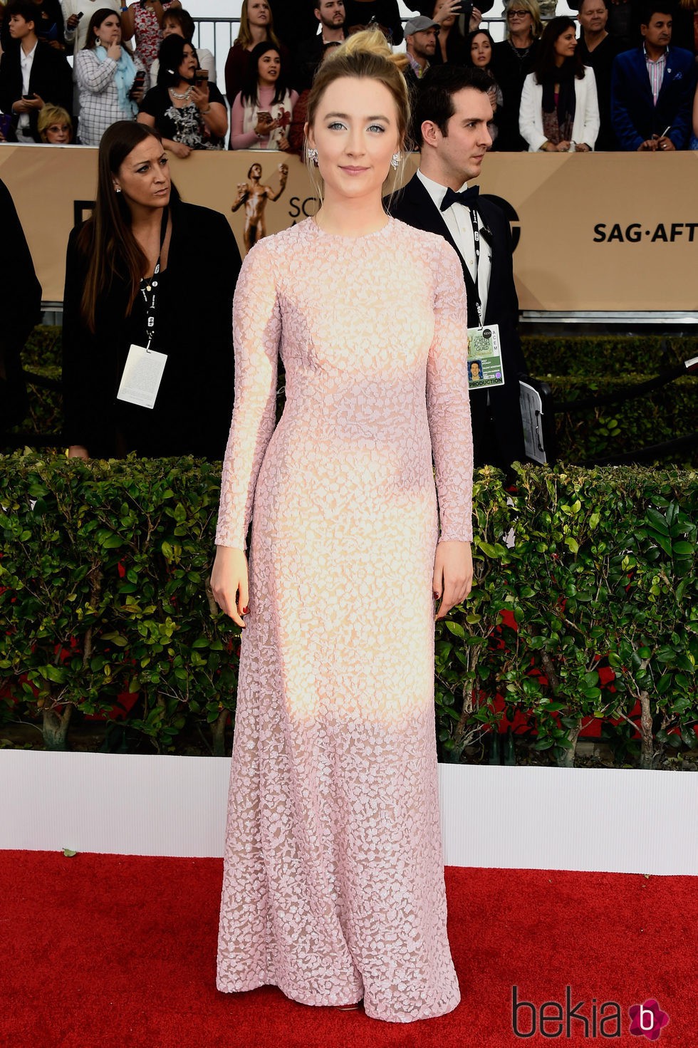 Saoirse Ronan en la alfombra roja de los SAG 2016