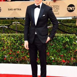 Eddie Redmayne en la alfombra roja de los SAG 2016