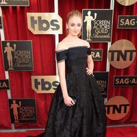 Sophie Turner en la alfombra roja de los SAG 2016