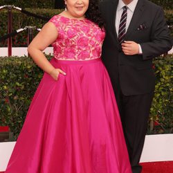 Rico Rodriguez y Raini Rodriguez en la alfombra roja de los SAG 2016