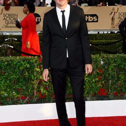 Tom Hooper en la alfombra roja de los SAG 2016