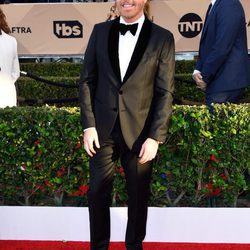 Jesse Tyler Ferguson en la alfombra roja de los SAG 2016