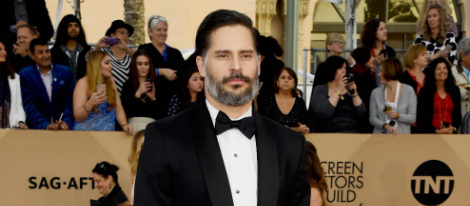 Joe Manganiello en la alfombra roja de los SAG 2016