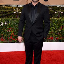 Johnny Galecki en la alfombra roja de los SAG 2016