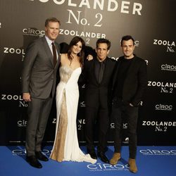 Penélope Cruz con Will Ferrell, Ben Stiller y Justin Theroux en la premiere en Madrid de 'Zoolander 2'