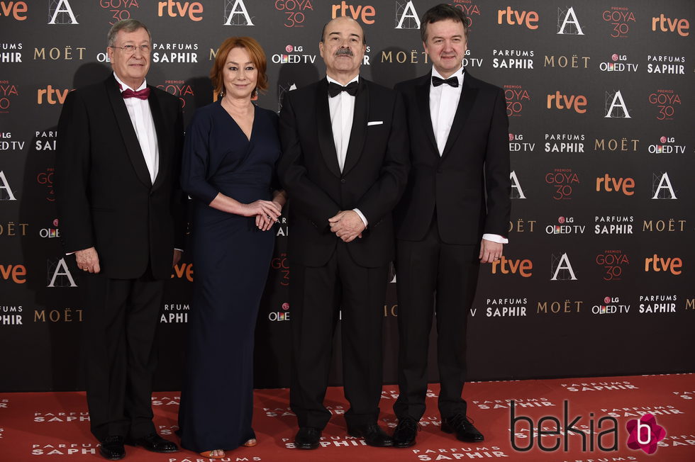 Antonio Resines y García Quejereta en la alfombra roja de los Premios Goya 2016