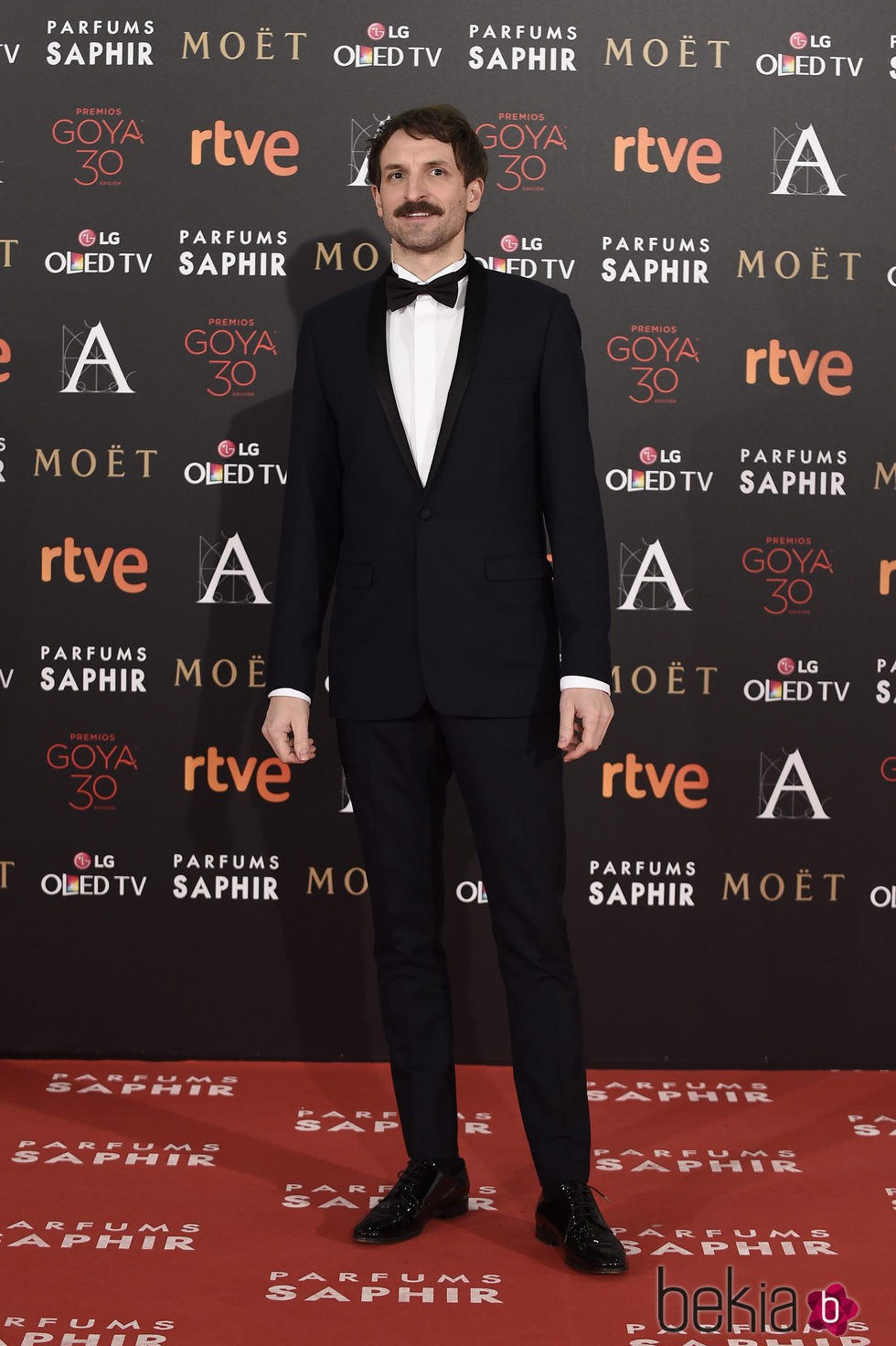  Julián Villagran en la alfombra roja de los Premios Goya 2016