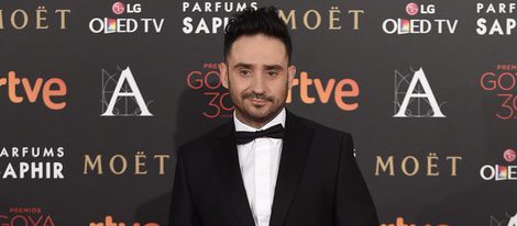 Juan Antonio Bayona en la alfombra roja de los Premios Goya 2016