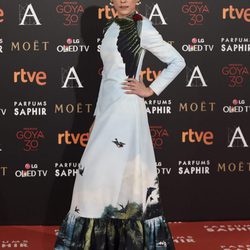 María León en la alfombra roja de los Premios Goya 2016