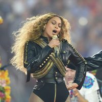 Beyoncé durante su actuación en el descanso de la Super Bowl 2016