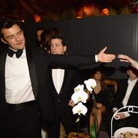 Katy Perry y Orlando Bloom bailando en la fiesta de los Globos de Oro 2016