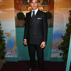 Chris Pine en la fiesta pre-Bafta 2016 de Charles Frinch y Chanel