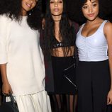 Solange Knowles, Zoë Kavitz y Amandla Stenberg en el desfile de Alexander Wang