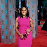 Angela Bassett en la alfombra roja de los BAFTA 2016