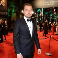 Leonardo DiCaprio en la alfombra roja de los BAFTA 2016