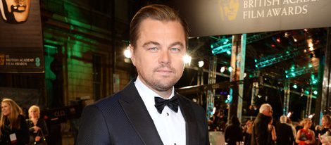 Leonardo DiCaprio en la alfombra roja de los BAFTA 2016