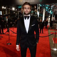 Douglas Booth en la alfombra roja de los BAFTA 2016