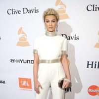 Tori Kelly en la fiesta Clive Davis previa a los Grammy 2016