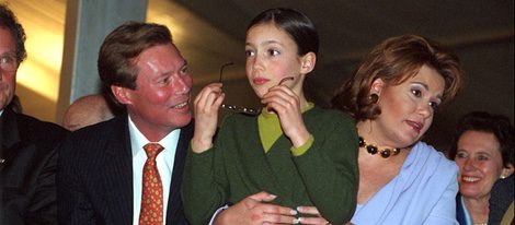 Alejandra de Luxemburgo con sus padres cuando tenía 10 años