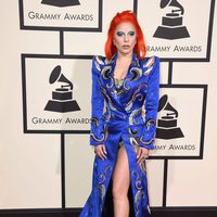 Lady Gaga en la alfombra roja de los Premios Grammy 2016