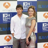 Mario Casas y Blanca Suarez en la presentación de 'El Barco'