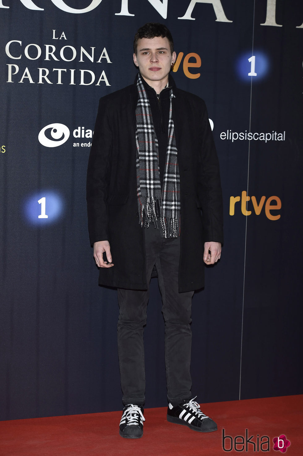 Aron Piper en el estreno de 'La Corona Partida'