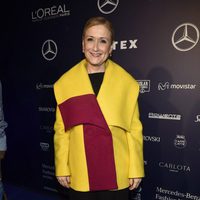 Cristina Cifuentes en el desfile de Ágatha Ruiz de la Prada en Madrid Fashion Week otoño/invierno 2016/2017