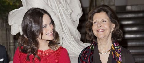 La Princesa Sofia y la Reina Silvia de Suecia en la Real Academia de Bellas Artes en Estocolmo