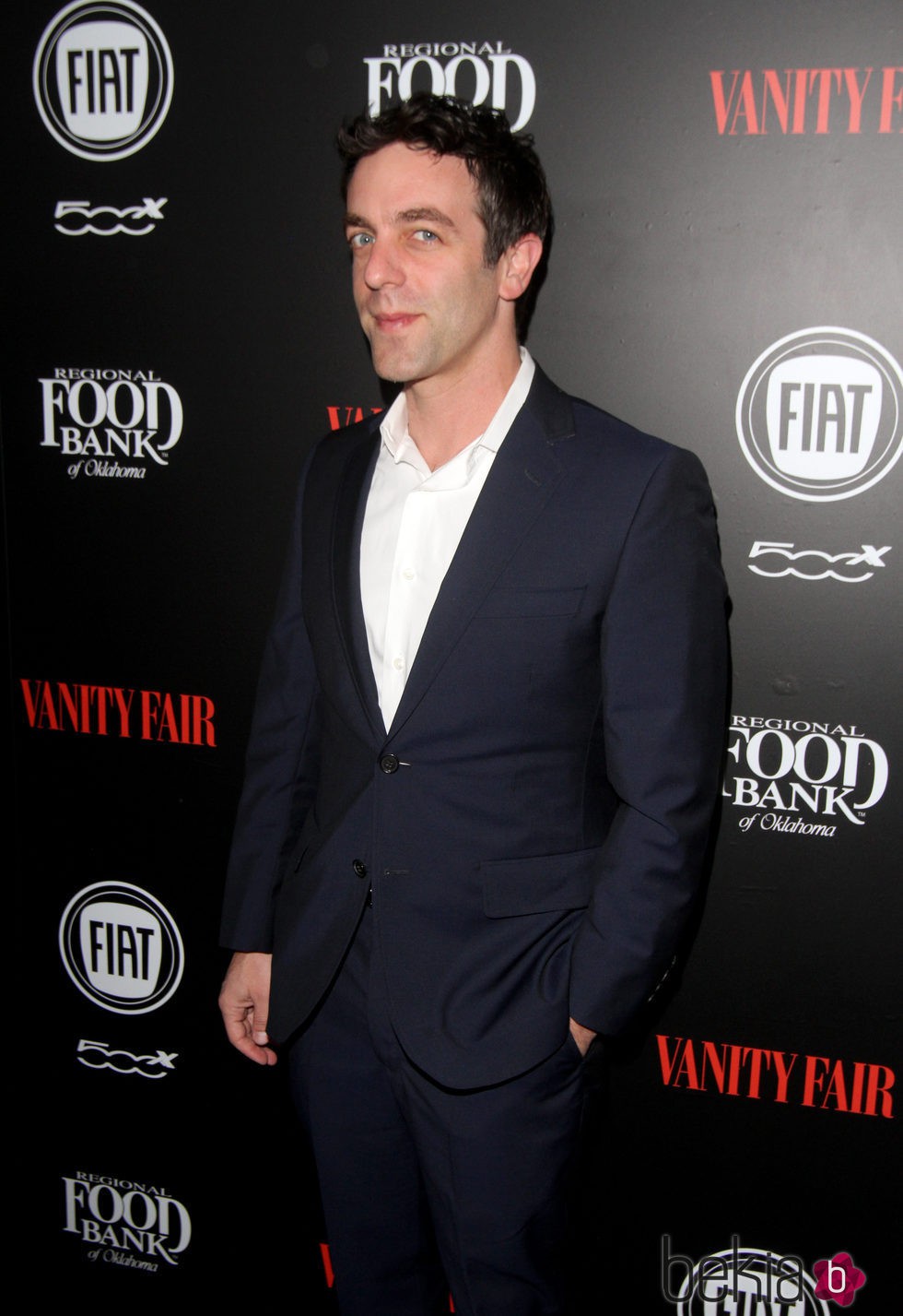 B.J. Novak en una fiesta organizada por Vanity Fair en Hollywood