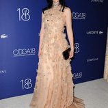 Krysten Ritter en la entrega de los Costume Designers Guild Awards en Los Ángeles