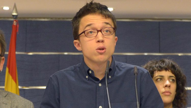 Iñigo Errejón anuncia la ruptura de las negociaciones con el PSOE para la investidura