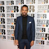 Craig David en la alfombra roja de los Premios Brit 2016