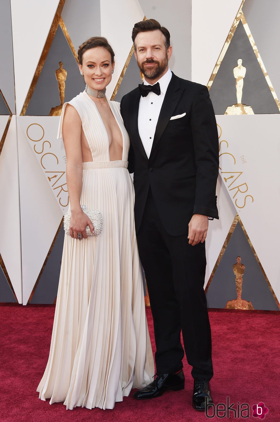 Olivia Wilde y Jason Sudeikis en la alfombra roja de los Premios Oscar 2016