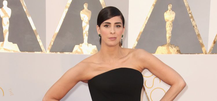 Sarah Silverman en la alfombra roja en los Premios Oscar 2016