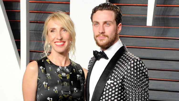 Sam Taylor-Johnson y Aaron Taylor-Johnson en la fiesta Vanity Fair tras los Oscar 2016