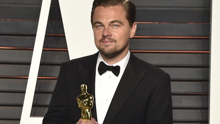 Leonardo DiCaprio en la fiesta de Vanity Fair tras los Oscar 2016