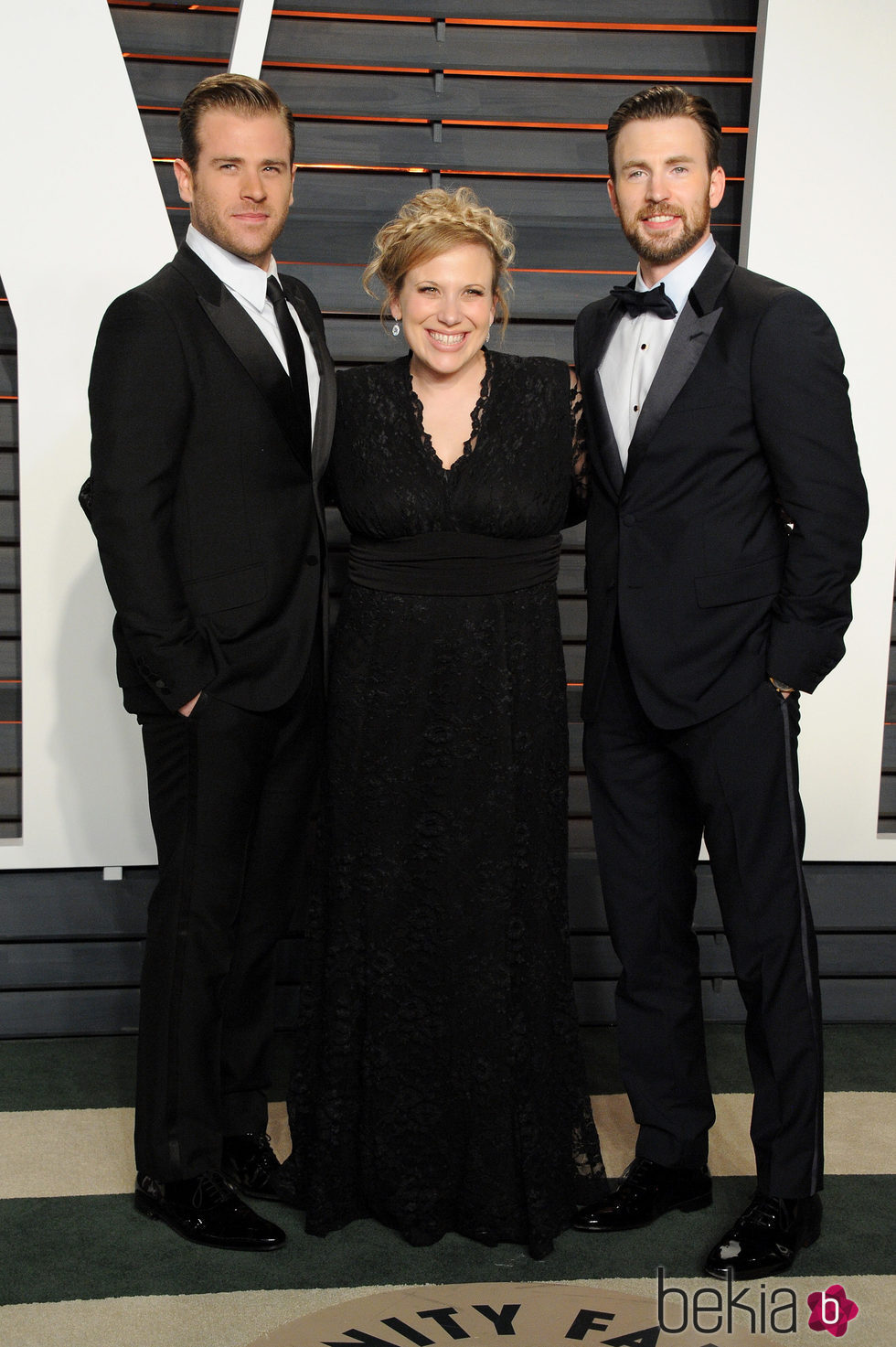 Hermanos Evans en la fiesta de Vanity Fair tras los Oscar 2016