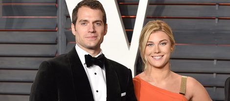 Henry Cavill y Tara King en la fiesta Vanity Fair tras los Oscar 2016