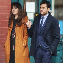 Jamie Dornan y Dakota Johnson en el rodaje de 'Cincuenta sombras más oscuras'