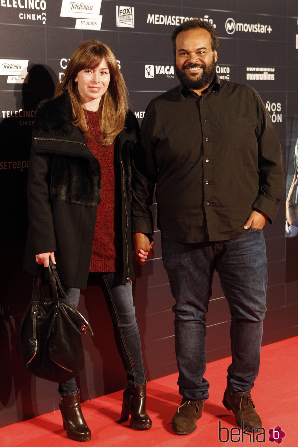 Carlos Jean y su mujer Manuela en el estreno de la película 'Cien años de perdón'