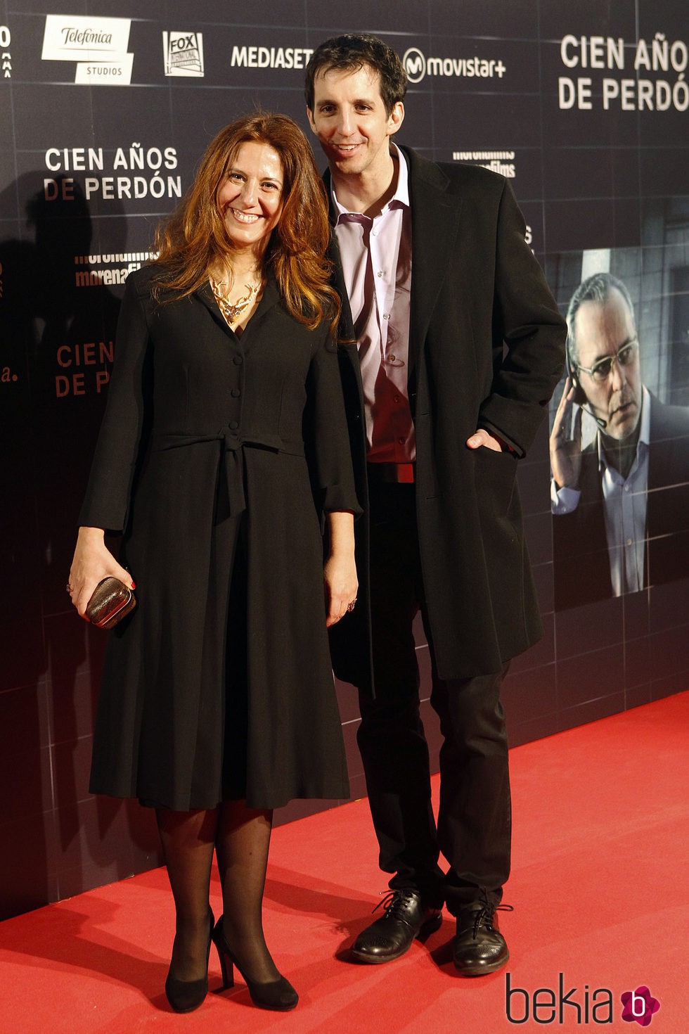 Guillermo Ortega y Fátima Baeza en el estreno de la película 'Cien años de perdón'