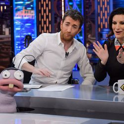 Laura Pausini junto a Pablo Motos durante su visita a 'El Hormiguero'