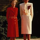 Nancy Reagan con la Princesa Diana de Gales