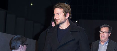 Bradley Cooper en el front row del desfile de Givenchy en Paris Fashion Week otoño/invierno 2016/2017