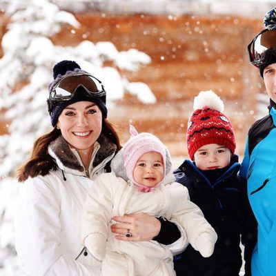 Primeras vacaciones de los Duques de Cambridge con sus hijos en la nieve