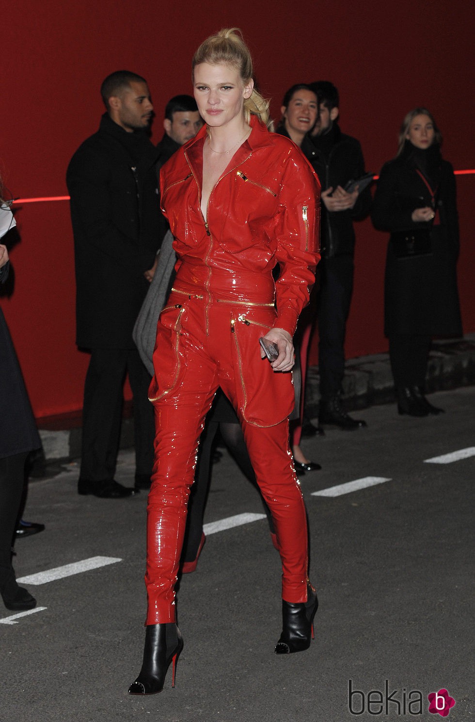 Lara Stone en la fiesta L'Oreal Paris Red Obsession