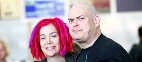 Andy Wachowski  junto con su hermana Lana