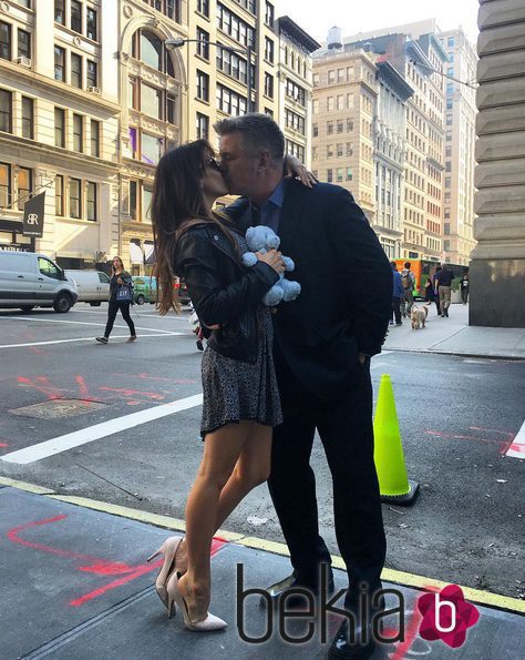 Alec Baldwin e Hilaria Thomas anuncian que su tercer hijo en común será niño