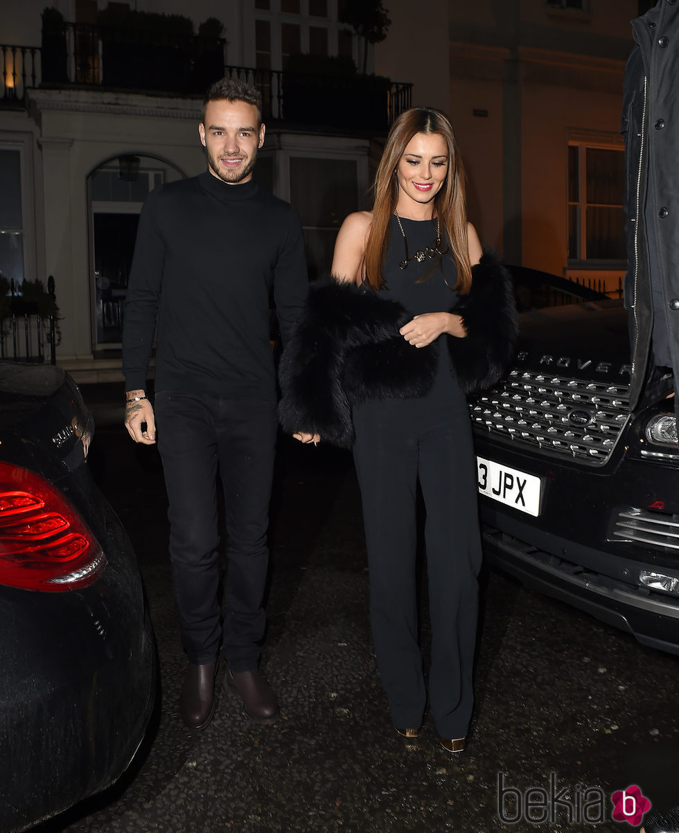 Liam Payne y Cheryl Cole cogidos de la mano en Londres